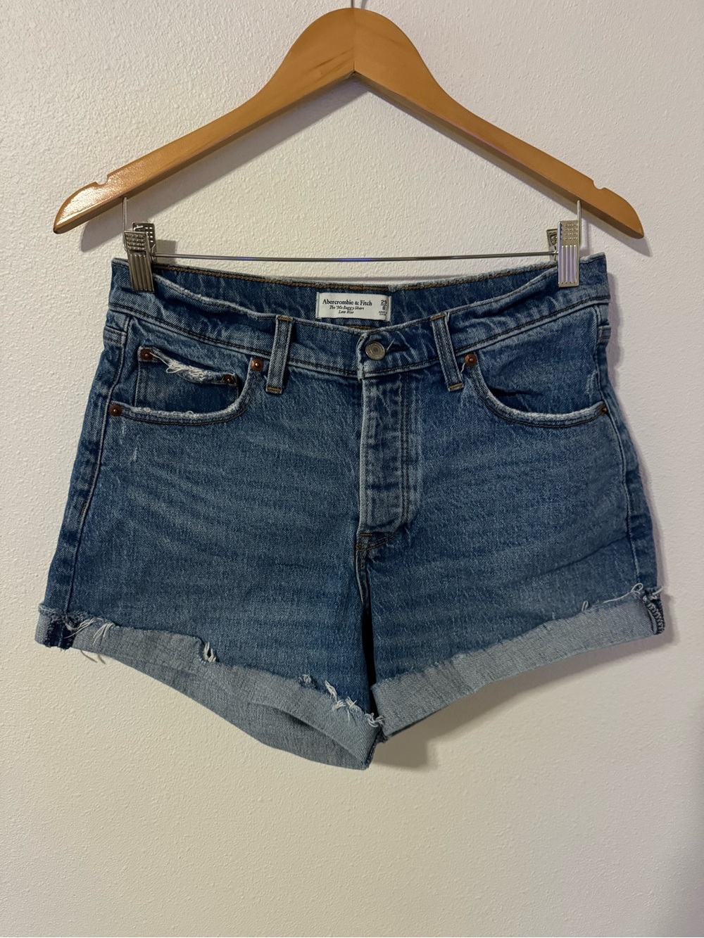 Abercrombie & Fitch Low Rise 90s Baggy Shorts Medium Wash Button Fly Cuffed-29
